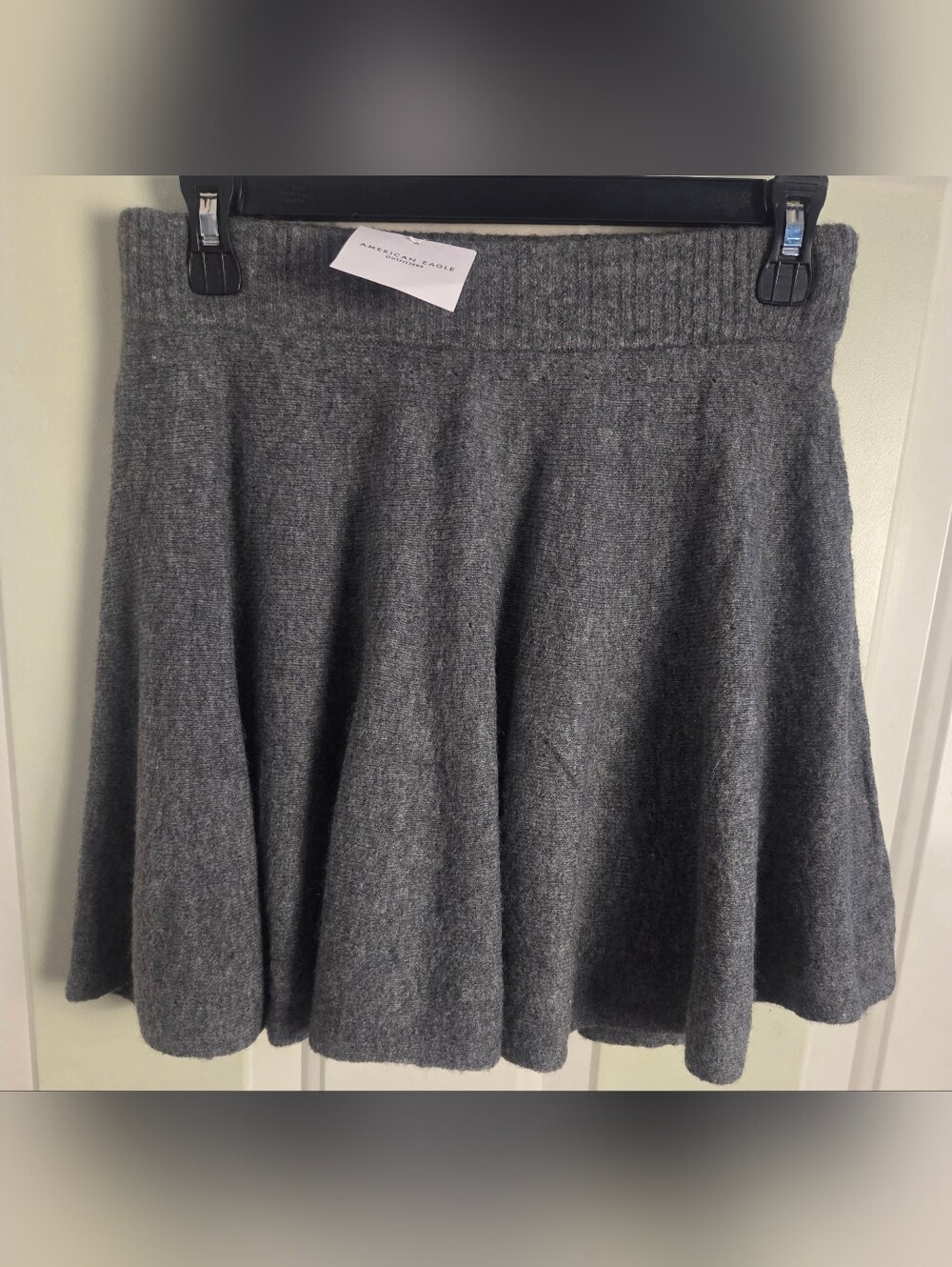 American Eagle Gray Knit Skater Skirt